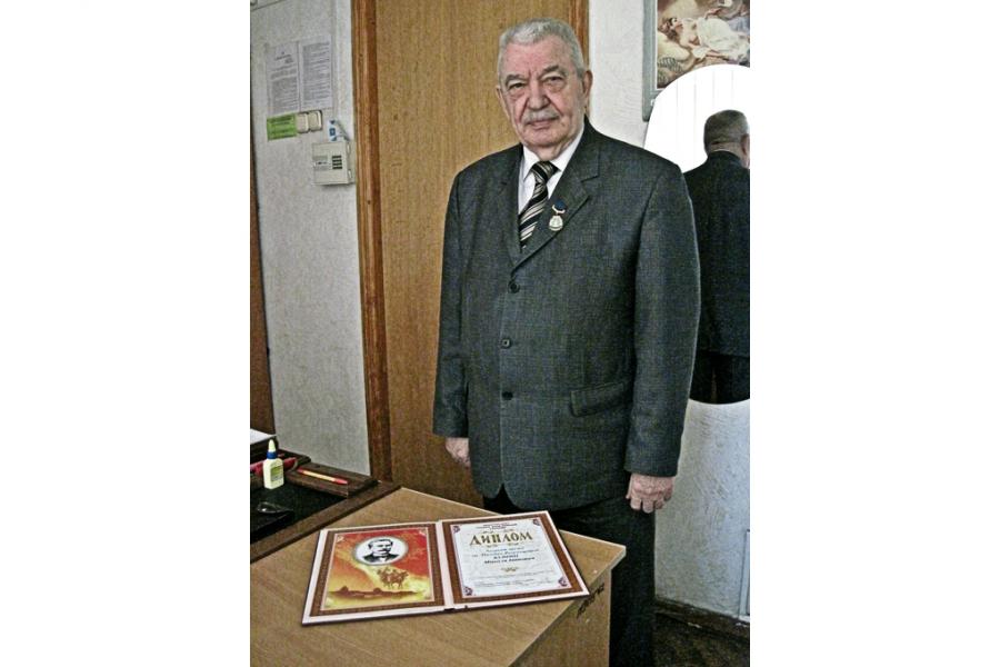 Найвища нагорода історика... Бушину Миколі Івановичу – 78.